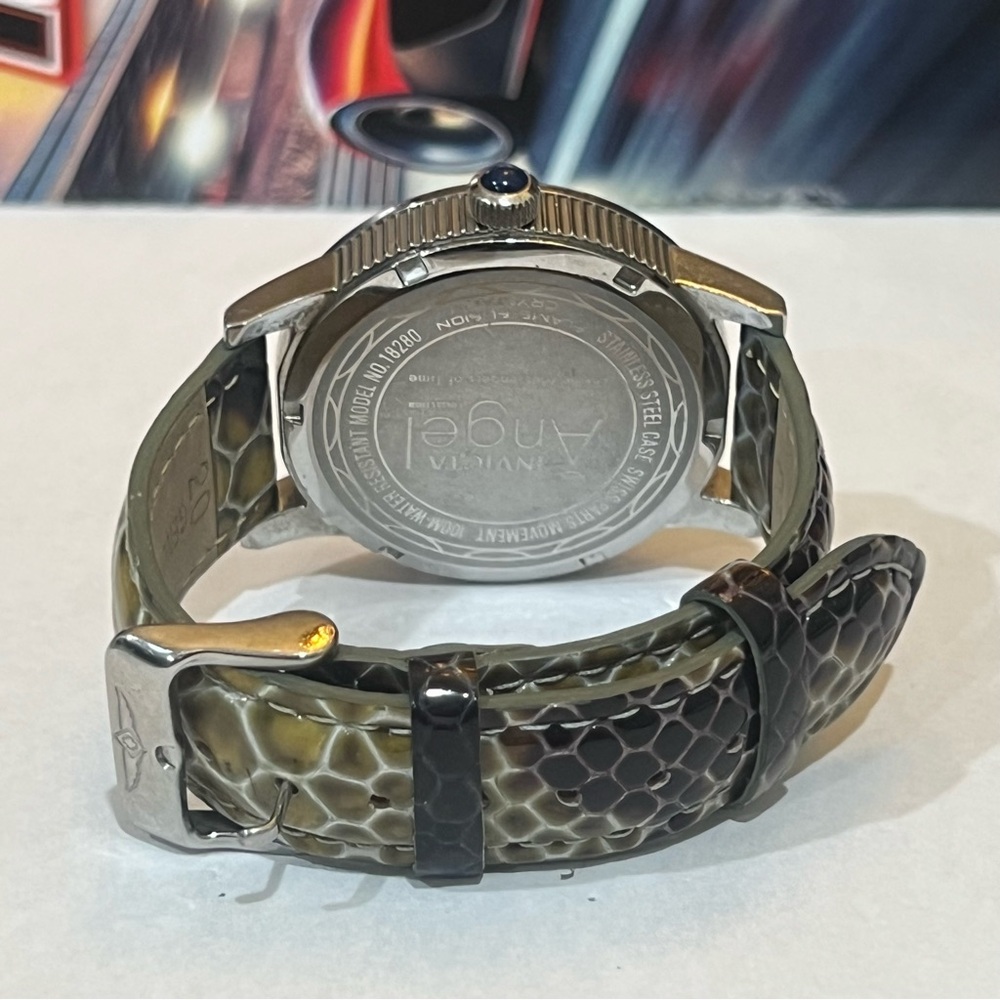 Invicta Silver Watch with Textured Brown Strap - Picture 7 of 11